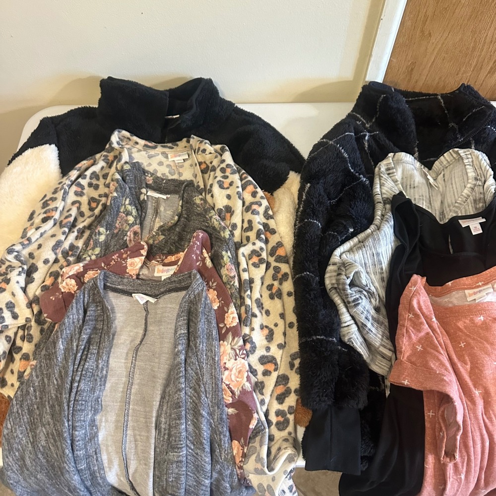 LuLaRoe Clothing Lot Of 21 Womens Medium Multicolor‎ Tops Jacket Cardigan Shirts